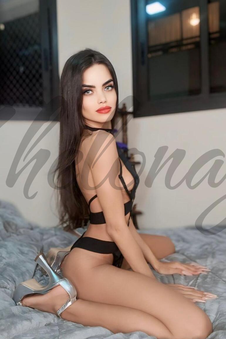 Eleonora escort in athens city tour in athens (6)